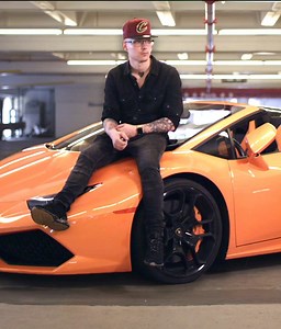 In a place where everybody wants to be a celebrity, how do you tell the difference between faking it and making it? | VICE