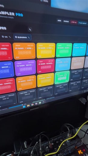 DJ Sampler Pro: qué necesita un DJ para sampler, pisadores y EFX