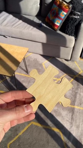 Dramatic Jigsaw Puzzle Coffee Table