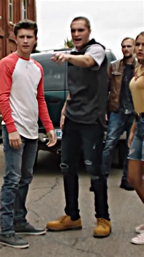 ntb on Instagram: "CLIQUE EM S3GUIR☝🏼☝🏼☝🏼DEPOIS LÊ A LEGENDA🎬👇🏼🎥 🎬 A Menina Que Acredita em Milagres (2021) ✨ Gênero: Drama / Família / Cristão 💖 Sinopse: Sara Hopkins, uma menina de 11 anos, acredita profundamente no poder da fé. Começando com um pequeno milagre — um pássaro que volta à vida — ela passa a orar por outros, gerando curas milagrosas e transformações na vida das pessoas ao seu redor. À medida que sua fama cresce, Sara e sua família enfrentam desafios, mostrando que fé, esp