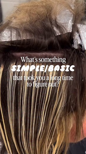 📌 First of all, I need to say this: I know there’s plenty of debate about whether or not this method of mixing developers ACTUALLY works and I know plenty of people don’t agree with the science behind the mixing of developer strengths to get an in between strength. I’m not a scientist but I’ve been doing this for 10 years and it works for me 😅🤷🏼‍♀️ ➡️ Other notable mentions: 👉🏼 rubbing color on the hairline is the best way to remove stains from color 👉🏼 permanent color can still shift th