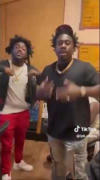 LPB Poody - Came out my mama wit a briefcase 💼 forever stand on biz 🤝🏿 ‪@Itslilwet‬ ​#shorts