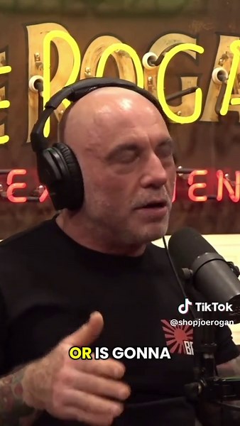 Joe Rogan Experience: Luis J Gomez & Big Jay Oakerson