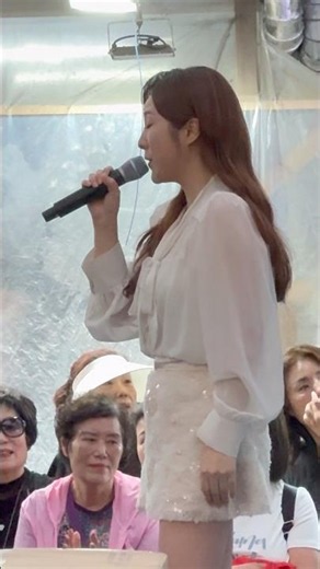 "이 노래 대박 예감!" 문초희가 강력 추천하는 중독성 갑 신곡 '10시 50분' 라이브 무대 🎤✨