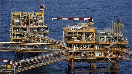 Total: démarrage de la production du deuxième FPSO du projet Kaombo en Angola