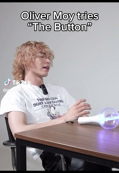 Oliver Moy finds his match with “the button” | New YT Video Out Now!