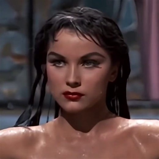 @patmcgrathreal on Instagram: "LEGENDARY LOOK 💄🌟✨ DIVINE Debra Paget in "Princess of the Nile," 1954 💋🔥💖 #patmcgrathlabs #inspiration #dramatique"