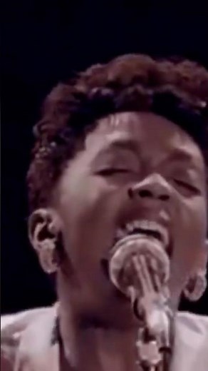Anita Baker performing “Sweet Love” live - 1986
