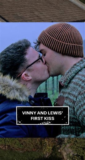 New ship, Lenny, has just docked! ❤️ | Emmerdale