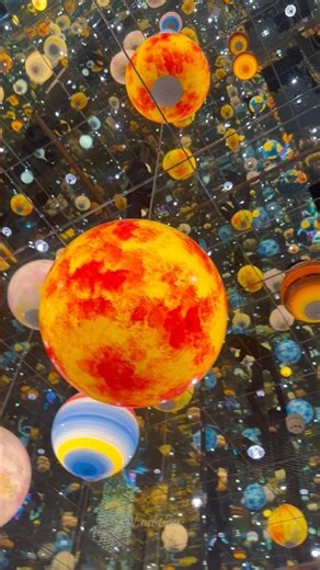 POV: You walked into another dimension #travel #youtubeshorts #thailand #viral #trending #space