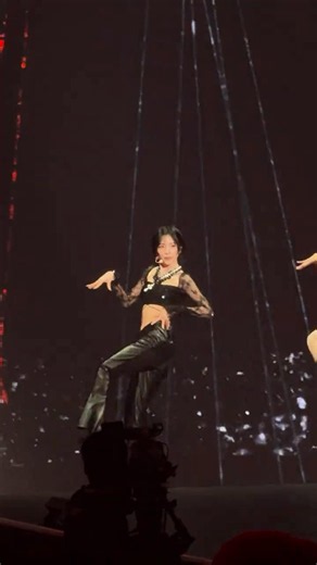 NiziU Live with U 2026 “NiziU：THE CINEMA” 「Marionette」Stage Clip