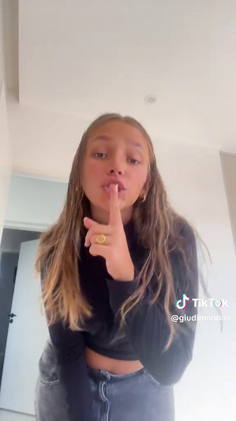 all the things that u and i did first💋 ig:giulidimenna #fyp #cherlloyd #parati #outfit