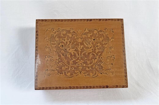 Vintage Light Wood Decorative Hinged Box (please Read Item Description) - Etsy