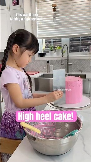 High heel cake