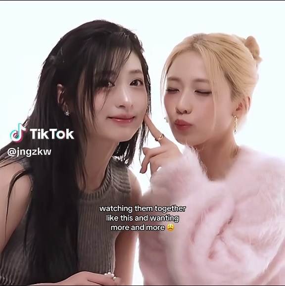 I think I’m a little bit obsessed with them 😩 #ruyeon #rukahyeon #kpopfyp #fyp #fypシ゚viral