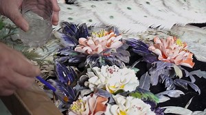 213K views · 915 reactions | The art of shell carving, from the initial concept to its skillful execution, is a little known gem of Dalian culture. Skilled artisans carefully craft designs, cleverly choose shell materials, and, with precise carving, polishing techniques and a touch of ingenuity, bring to life realistic images and 3D shapes. #Chinarama | CGTN | Facebook