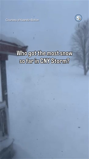 In just 24 hours, 16.5 inches of snow fell in lucky North Syracuse. 😳 But while some residents spent the day digging out from the lake effect snowstorm that hit Central New York overnight, other towns woke up to a dusting of snow. Tap the link in our bio to see how much fell in your Upstate New York hometown. ☃️ 📽️: Kearstin Bolton, showing Cato, & Charlene Kuss, showing I-81 in Syracuse