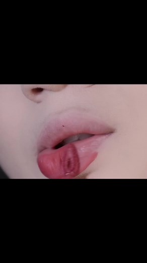 More cosmetics on the homepage #cosmetics