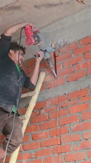 demolition Hammer machine se wall cutting💯😷💢 #alifwork #construction #electricalindia
