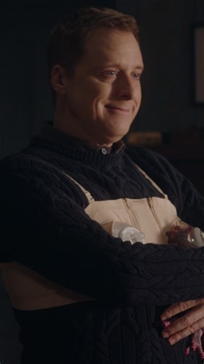 Harry's Parenting Skills Shine in Resident Alien | Alan Tudyk