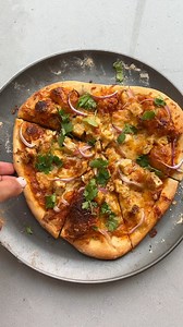 RECIPE: https://feelgoodfoodie.net/recipe/hawaiian-bbq-chicken-pizza/ This BBQ Chicken Pizza is easy to throw together and has a delicious balance of sweet and tangy! | Feel Good Foodie