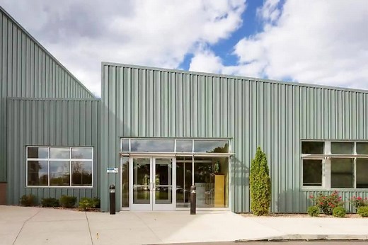 Seeking a new facility to inspire and teach its students the hands-on technical trade of operating and repairing heavy equipment, the Western Pennsylvania Operating Engineers apprenticeship program turned to Mascaro Construction for help. Read more: https://issuu.com/butlermanufacturing/docs/91598_butler/14 | Butler Manufacturing