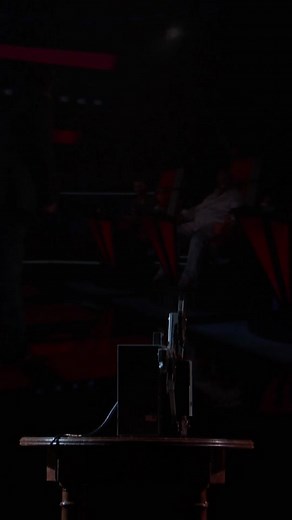 a memorable moment for the G.O.A.T of #thevoice !! #blakeshelton #finale