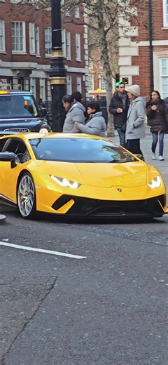 2018 Lamborghini Huracan. . . #cars #supercar #london #supercars #lamborghini