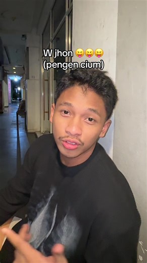 polarmelvin (@melvindanendra)’s videos with Dexter - The blood theme - Geek Music