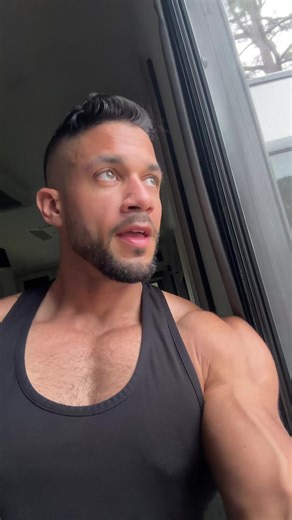 I love slowing down after being revved up and over productive all week. Gonna go hard here in an hour or so on deadlifts Saturday #peaceandlove