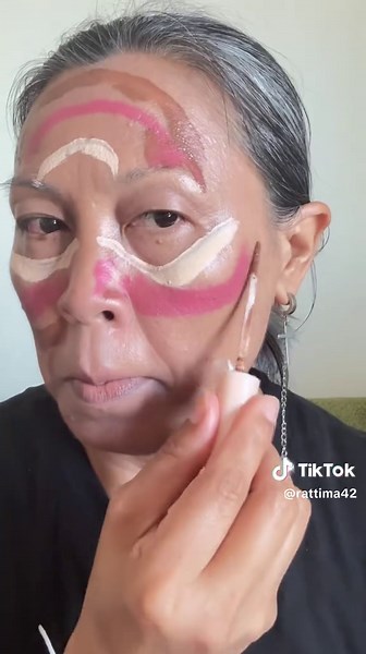 Contouring Hacks for Flawless Makeup Application