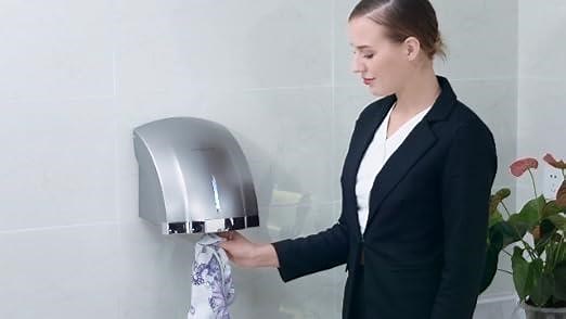 Automatic induction hand dryer with adjustable induction of cold and hot air