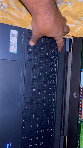 How to on HP Laptops Keyboard light.
