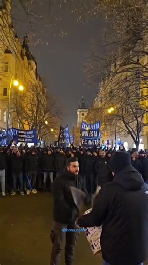 🖤💙📢 #inter #intermilanoilnostroorgoglio🖤💙💪 #pazzainteramala #forzainter #forzaintersempre #cn69 #curvanordmilano #secondoanelloverde #unitifierimaidomi #viral #viralvideo