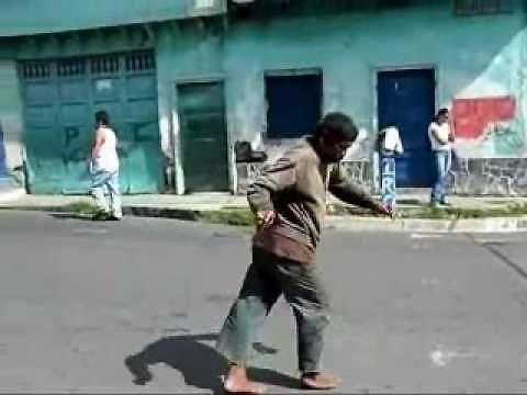 Se Va El Caiman.Version Vulgar