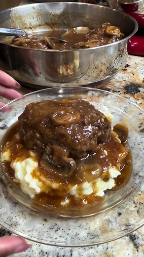 Delicious Southern Style Salisbury Steak Recipe