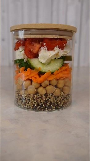🥗 Mittagessen im Glas: Quinoa-Kichererbsen-Salat, der wirklich satt macht