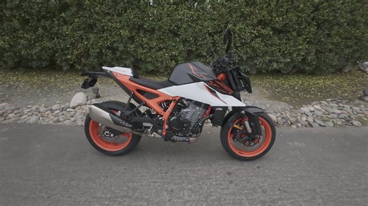 2026 KTM 990 Duke R review - First ride