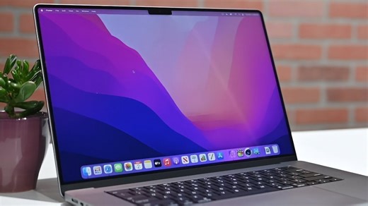 OLED may be limited to M6 Pro, M6 Max MacBook Pro