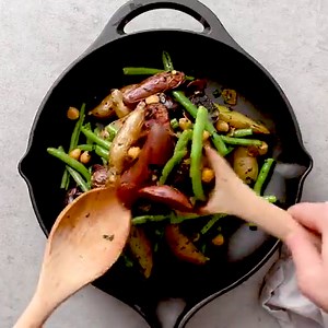 8.2K views · 251 reactions | The perfect one-pan meal from The Blue...