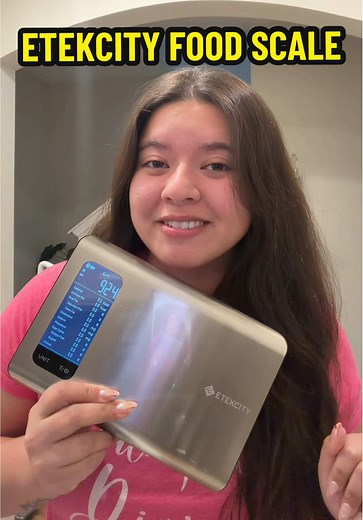 Tracking my food just got SO much easier 🥗⚖️ I’ve been using this food scale to help with calorie counting and portion control, and it’s been a game changer for my healthy eating journey ✨The Vesync app is FREE to download and use, which makes tracking super simple 🛒 You can get this scale on Amazon or TikTok Shop 💚 @Etekcity #caloriecounting #foodscale #newyearnewme #healthyeating #caloriedeficit