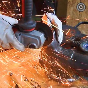 In this video I take a broken Wilton Bullet vise and restore it back to its former glory. | Make Everything