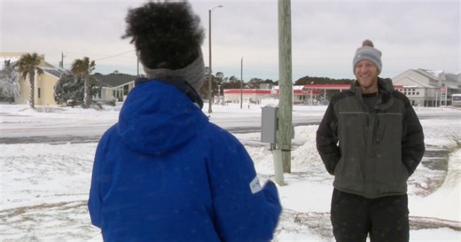 Snow on the sand: Winter storm transforms Outer Banks into icy wonderland
