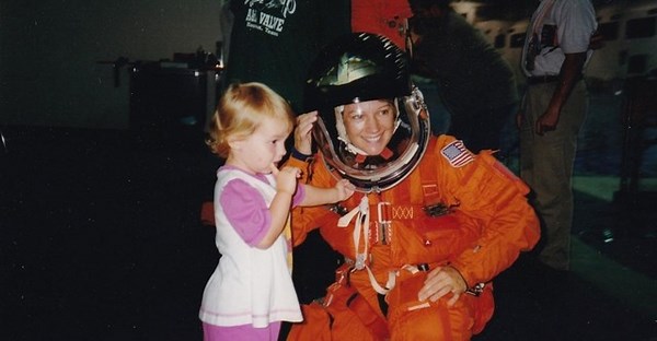 Spacewoman - movie: where to watch streaming online