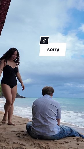 on est désolée les gars, là on va surtout profiter sans trop filmer 🩷 #jeudijetaime #couple #viedecouple #plage
