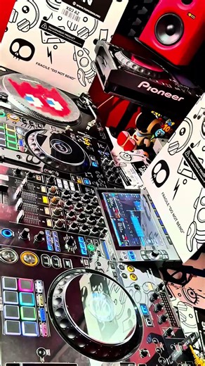 Transform Your DJ Rig: Custom Skin, Screensaver & Pro Buttons #topdjskin #dj #djset