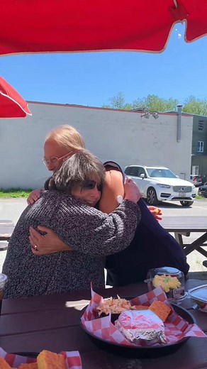 Emotional Best Friend Reunion: Tears of Joy