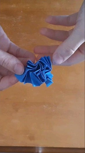 Origami easiest flasher demo designed by Jeremy Shafer