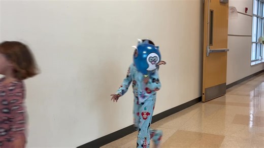 More parade fun! | Irving Elementary