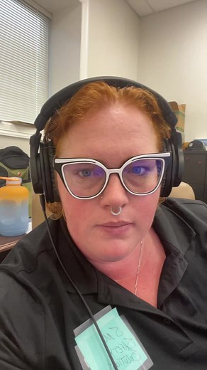 Safety Minute. Stop Work Authority #SMSafetySolutionsLLC #SMSSLLC #SMSS #Safetyminute #safetylady #stopworkauthority #worksafebesafe #safetytiktok #tiktoksafety #stopworkrespronsibility #reinforcesafety #safetyculture #safetylady #implementsafety #WestTexasSafety #TexasSafetyLady #thinksafe #worksafe #staysafe